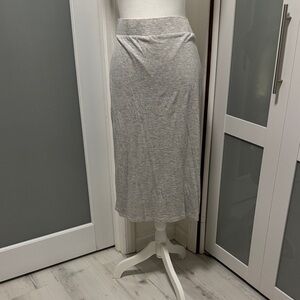 Tahari Heather Gray Knit Midi Skirt
